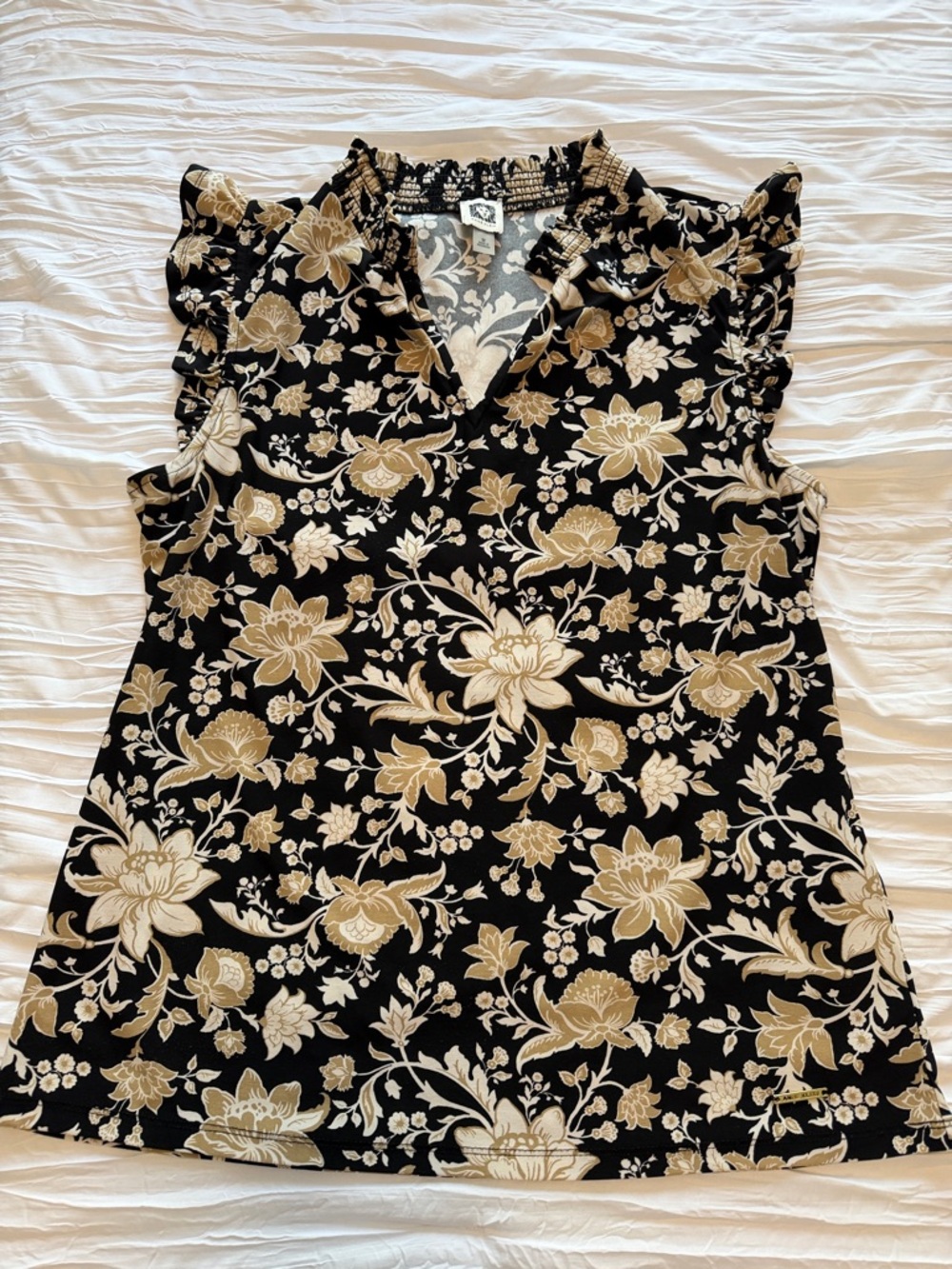 Anne Klein Black & Cream Floral Ruffle V-Neck Tank